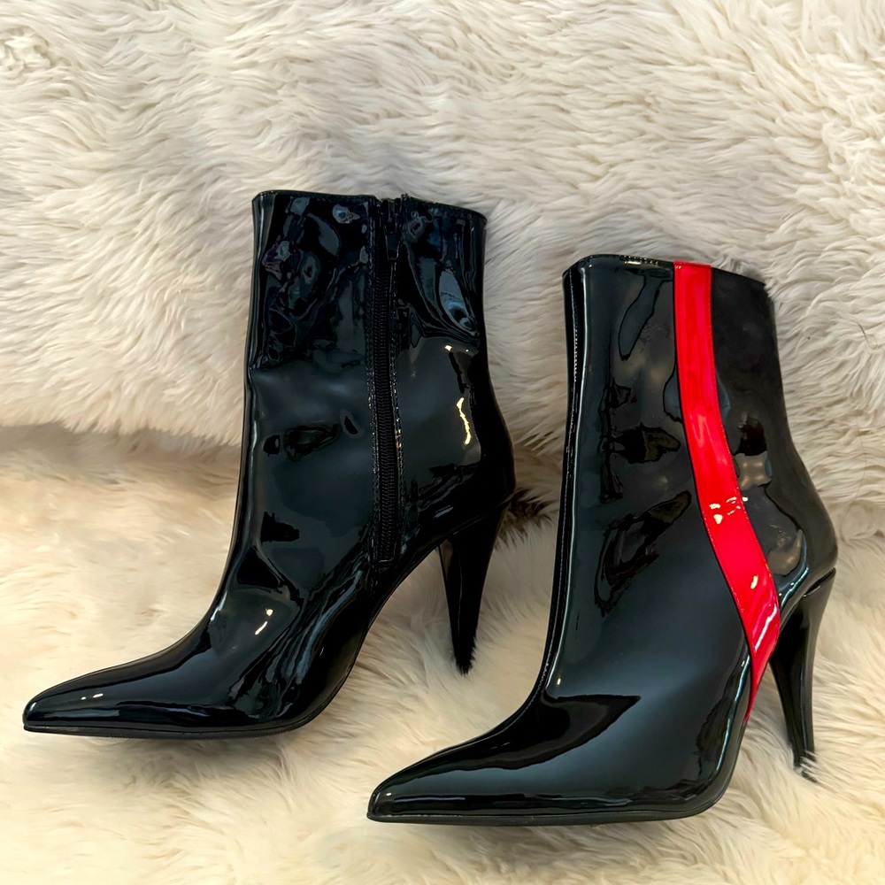 Black Boots